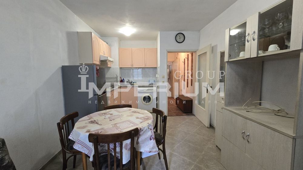 Дава се под наем Двустаен апартамент в Варна, Окръжна болница - 65 кв.м за 357 € - Снимка #2