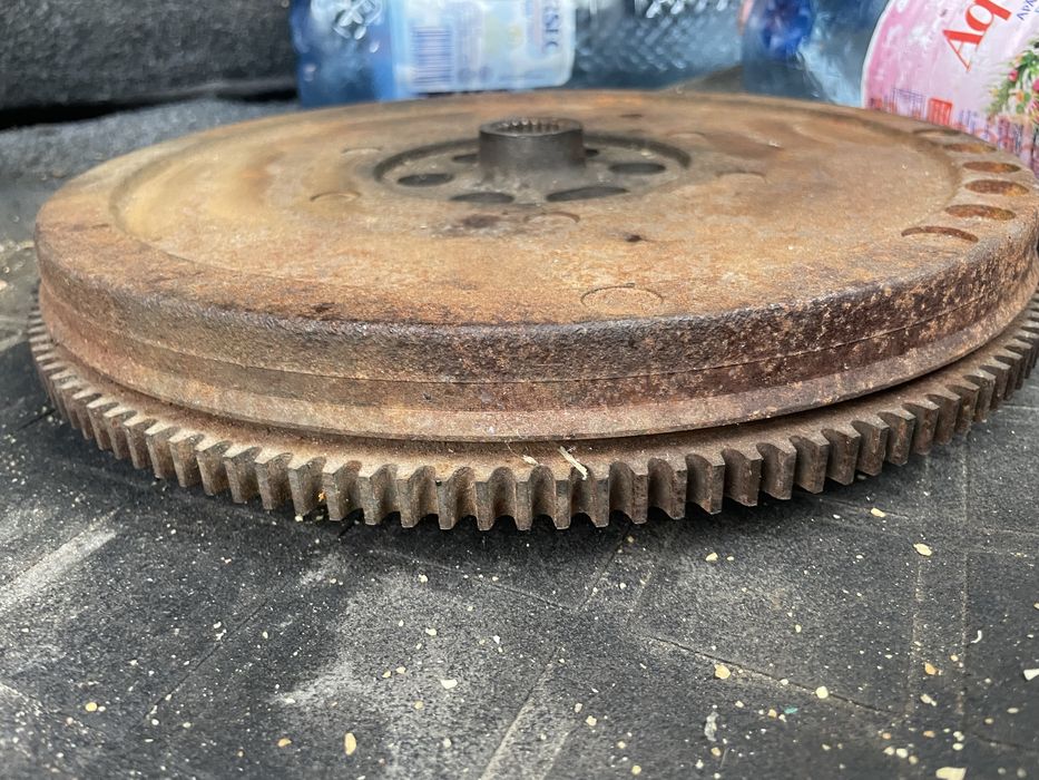 Vand volanta cu masa dubla