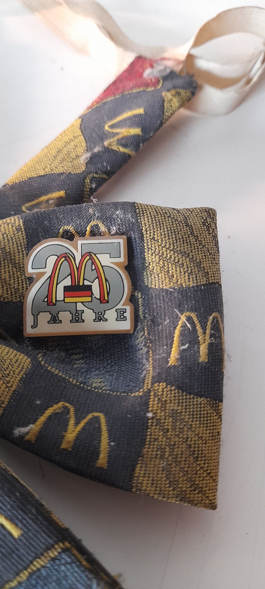 Колекция McDonald's значки с папионка стари