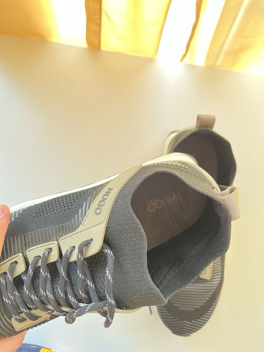 Hugo Icelin Сникърси - 40 номер