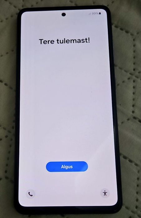 Телефон Samsung A52