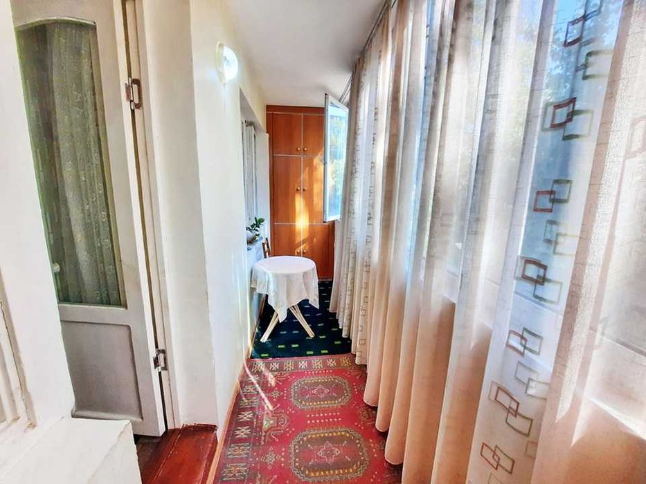 1.2.4 на метро Буюк Ипак Йули (м-в Ялангач) 45 кв.м (76-серия)