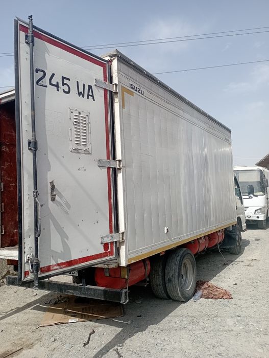 ISUZU 5tonnalik kuzuf sotiladi