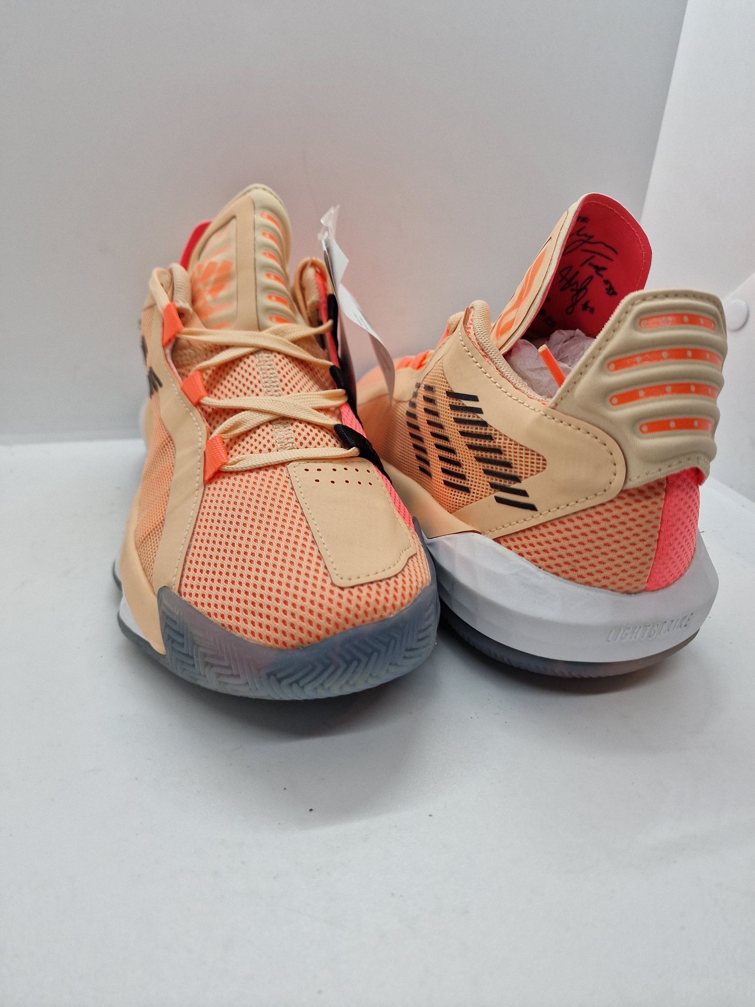 Adidas Dame 6 FW3667 nr. 36