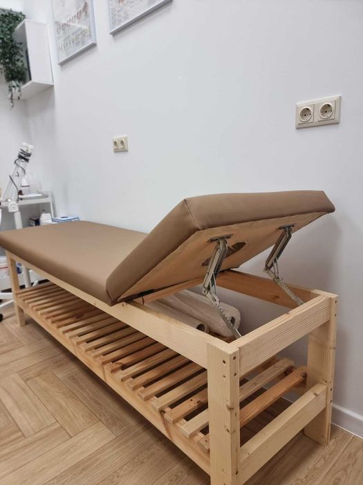 Дървена кушетка за физиотерапия, рехабилитация, масаж, прегледи