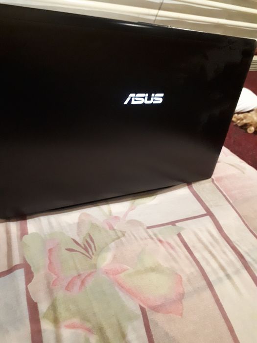 ASUS 15.6"  n56dНоутбук  , Radeon HD8750m 4GB ,8GB,AMD A8-5550m 3100Hz