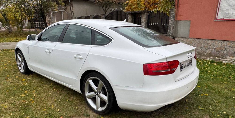 Audi A5 2.0 143 3xS-LINE