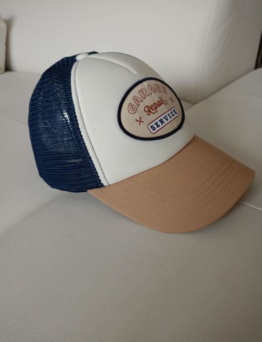 Vând Șapcă sport, mărime reglabila,noua , calitate.