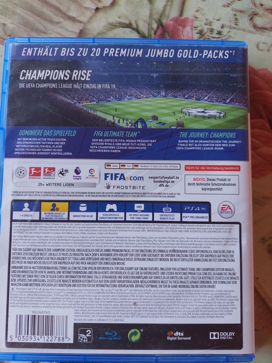 Vând joc PS4 - FIFA19