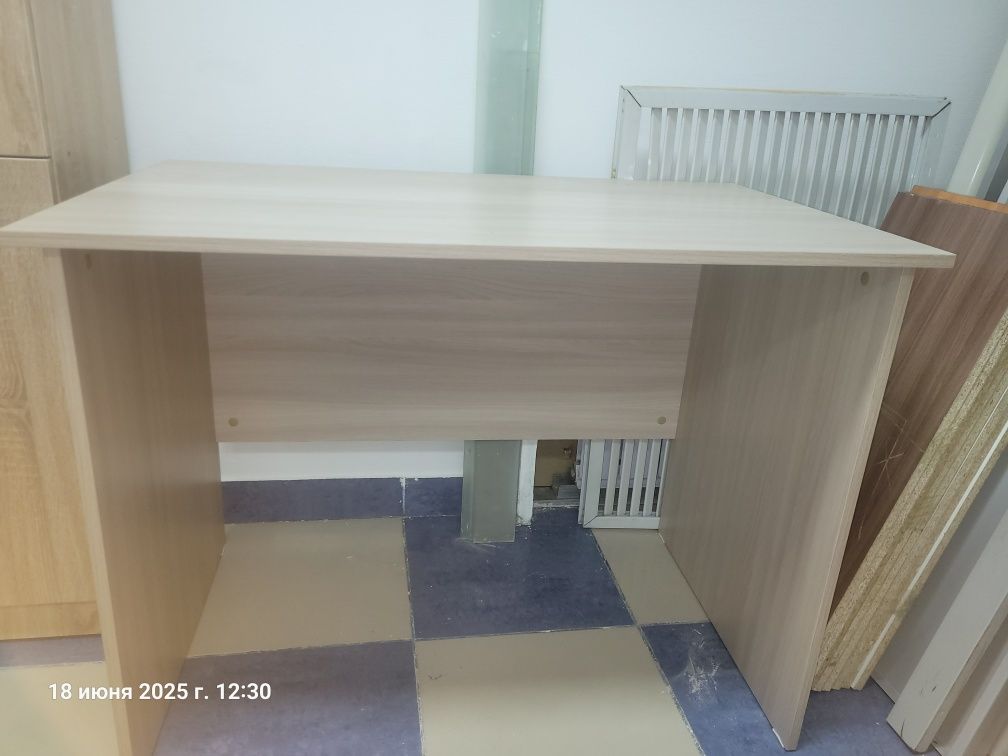 Продам не дорого офисную мебель
