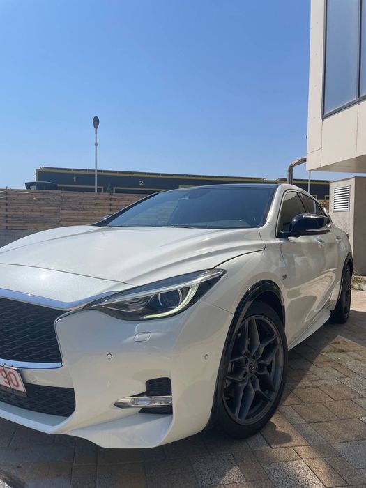 Infiniti QX30 Infinity Q30 Sport