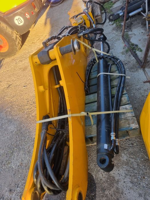 Brate spate jcb 3cx sau 4cx