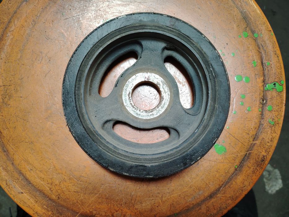 Пежо Демферна шайба 1.6hdi