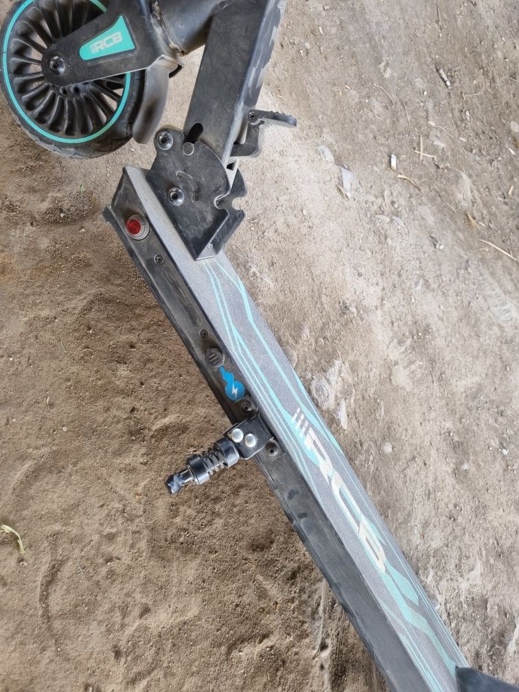 Trotineta electrica RCB R15