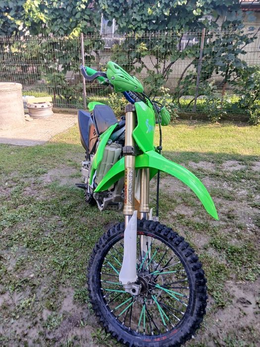 Vând cross kawasaki kx250f 2009-2010 4t