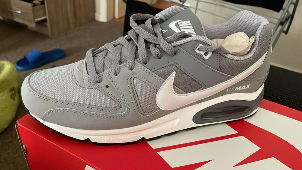 Nike command Air max