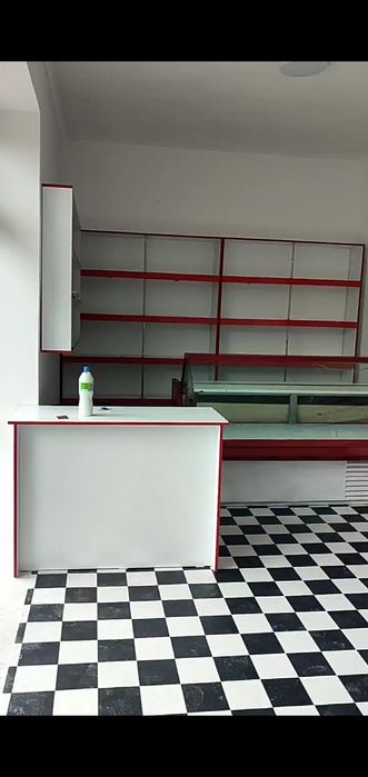 Magazin uchun mebellar