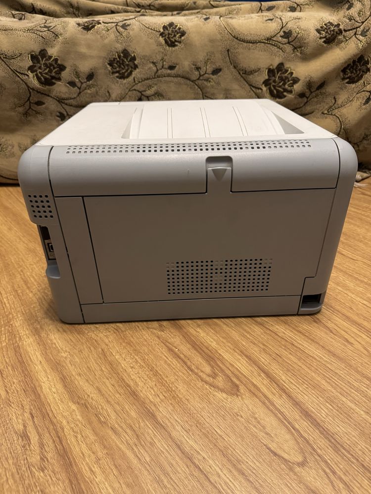 Принтер лазерный HP Color Laserjet CP1215