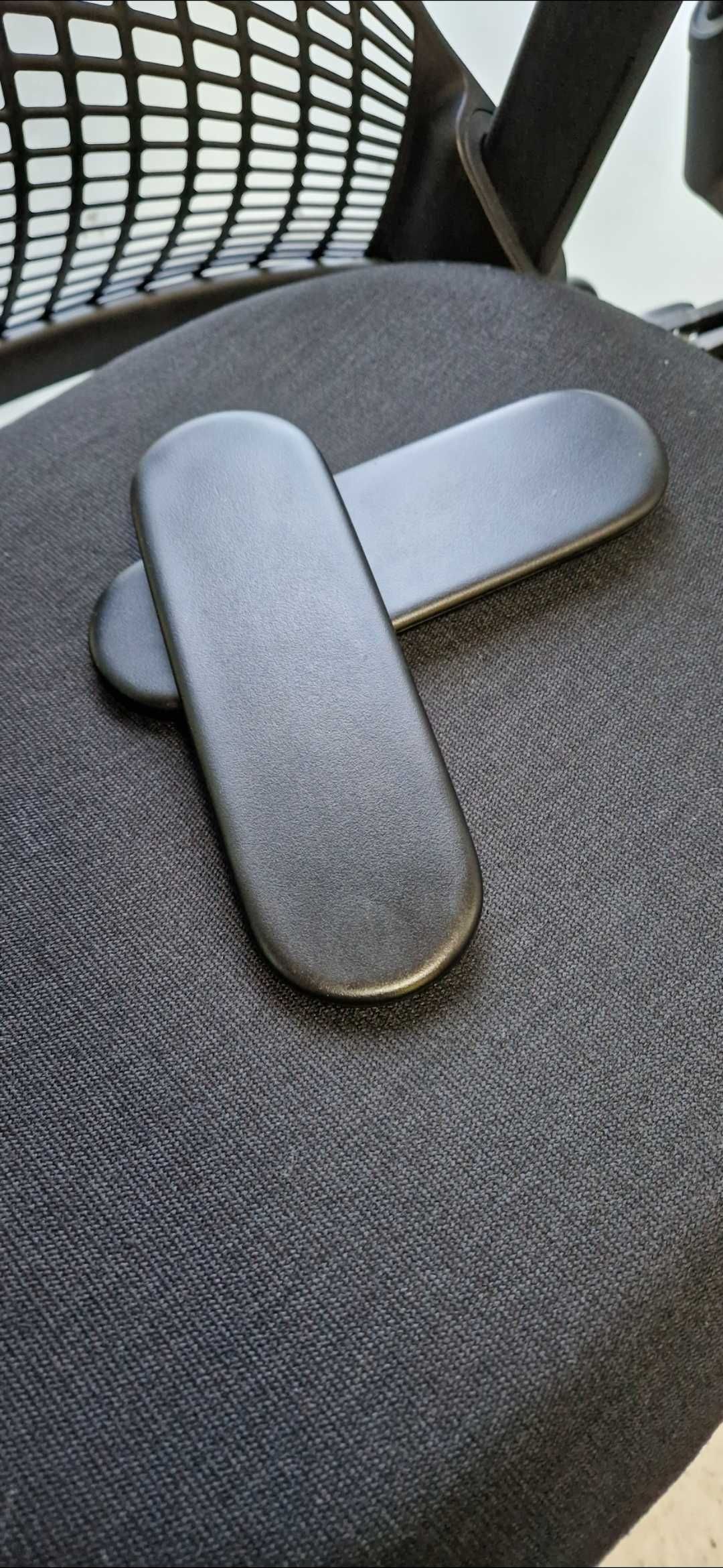 Подлакътници Herman miller Sayl черни/сиви употребявани