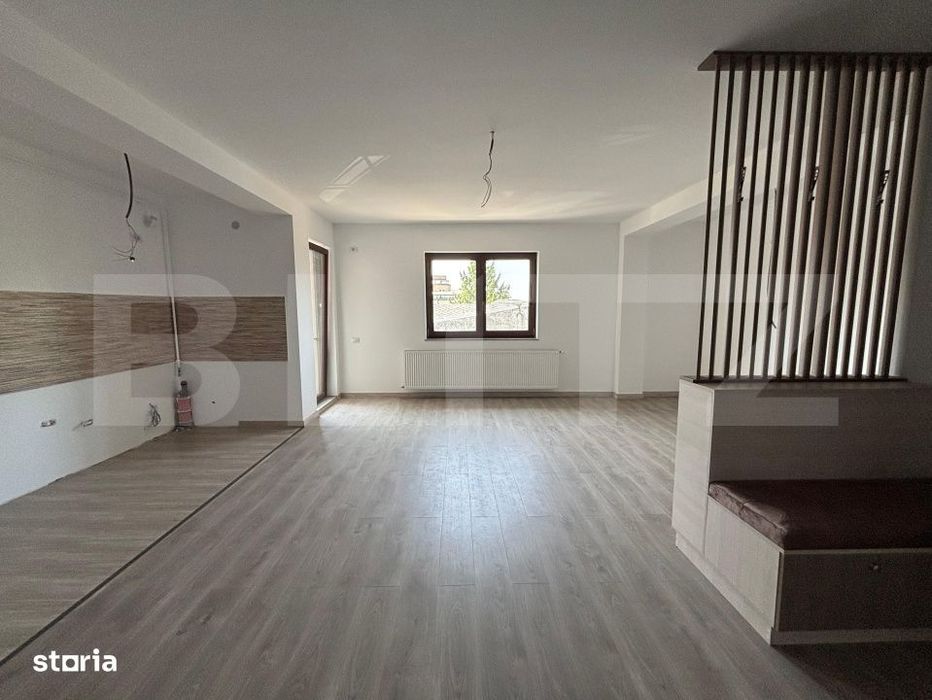 Apartament decomandat, 3 camere, 92 mp, zona Trattoria