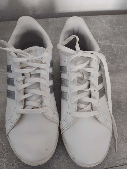 Оригинални маратонки Adidas