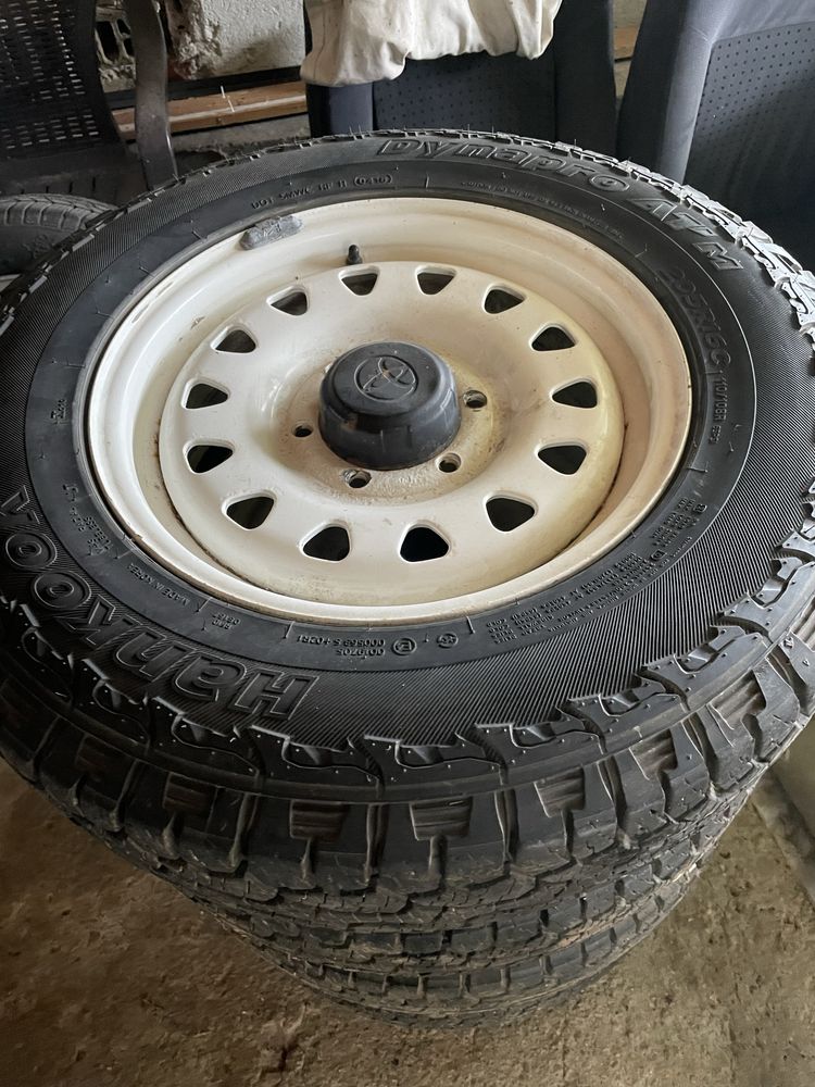 Гуми за джип 205/70/16 c hankook dynapro ATM