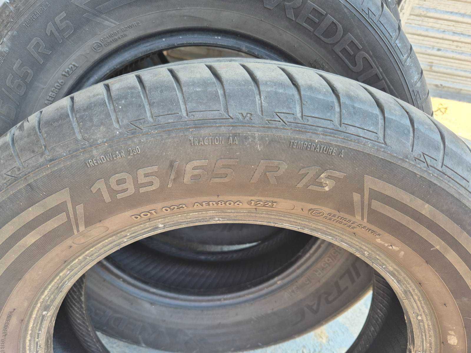 Автомобилни гуми 195/65/15
