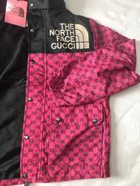 Ново с етикет. яке Оригинално North Face Gucci