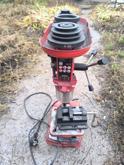 Сверлильный станок