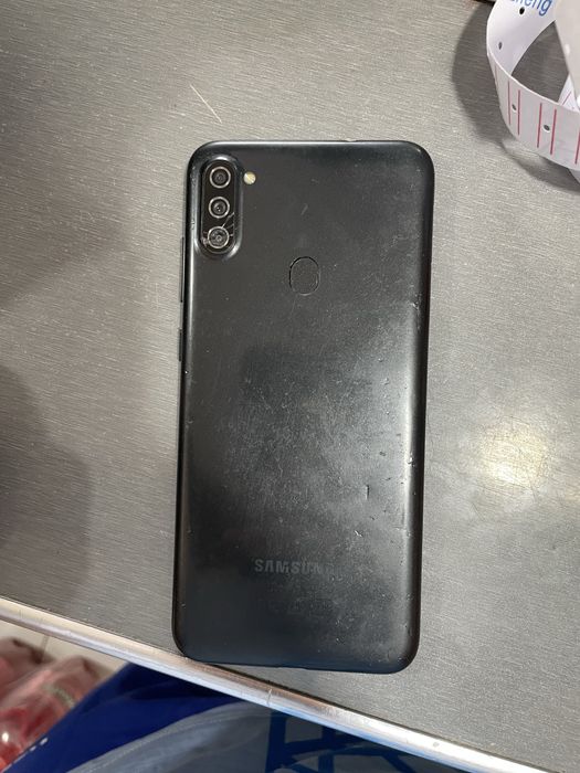 Samsung a11 sotiladi 32 GB