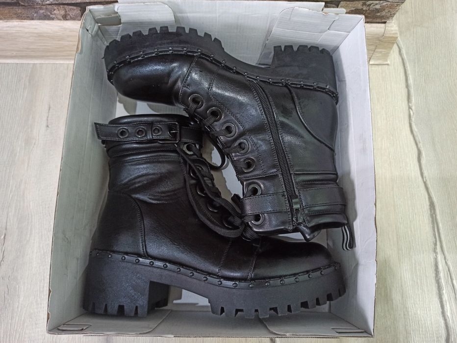 Зимни  боти 38 номер