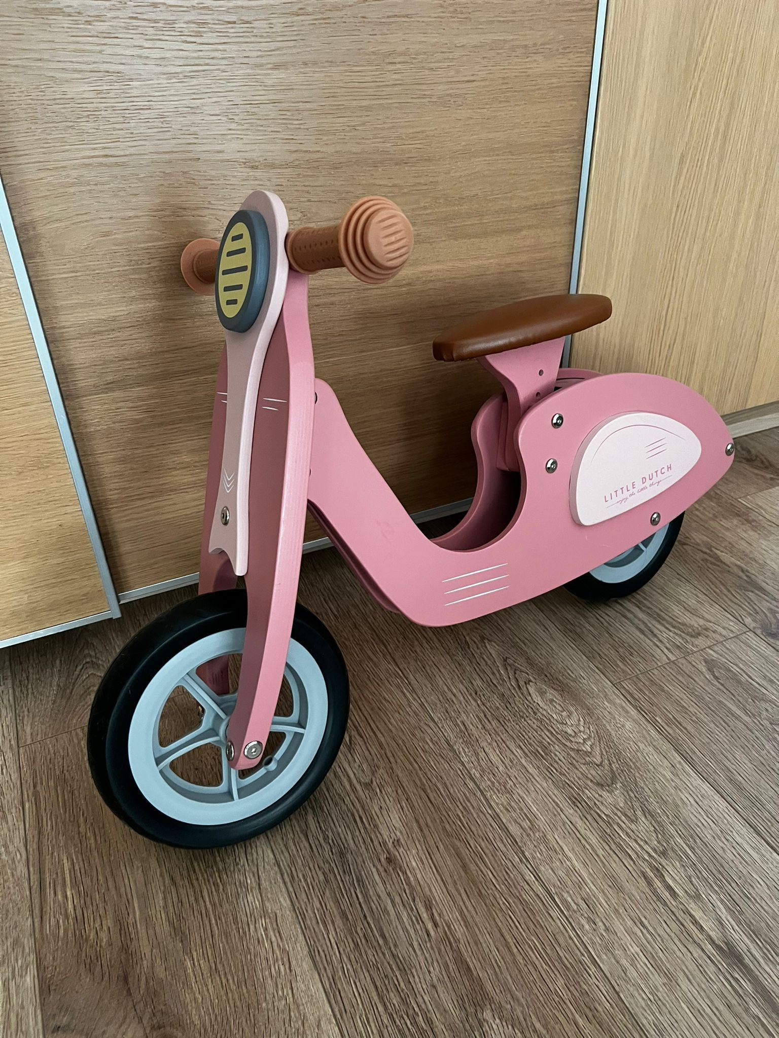 Bicicleta/Scooter Little Dutch (2+ ani) - Pink
