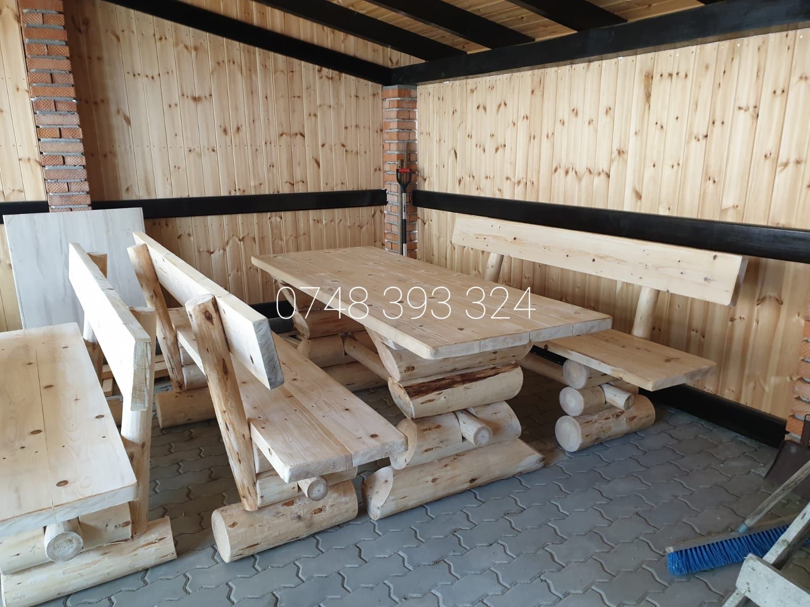 Masa cu bănci  scaune  lemn masiv rustic  foișor terasa