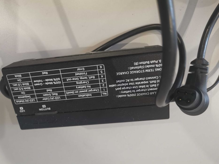 GIANT SMART CHARGER зарядно за части