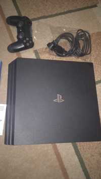 Продаётся приставки Sony PlayStation-4 PRO  1 ТБ в отличном состоянии*