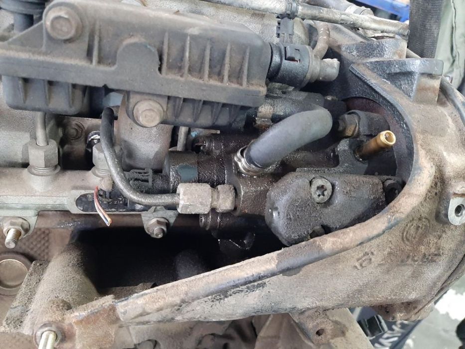 pompa inalta 1.9 d multijet  fiat doblo stilo bravo 2 alfa romeo 147 156   0445010007