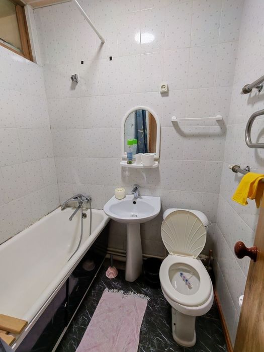 Sergeli Xonobod metro 10 daqiqa kvartira bor