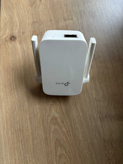 Vând TP-Link Wi-Fi Range Extender