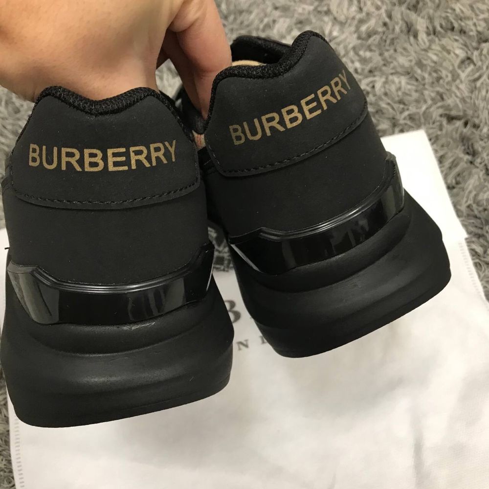 Adidasi Burberry Unisex