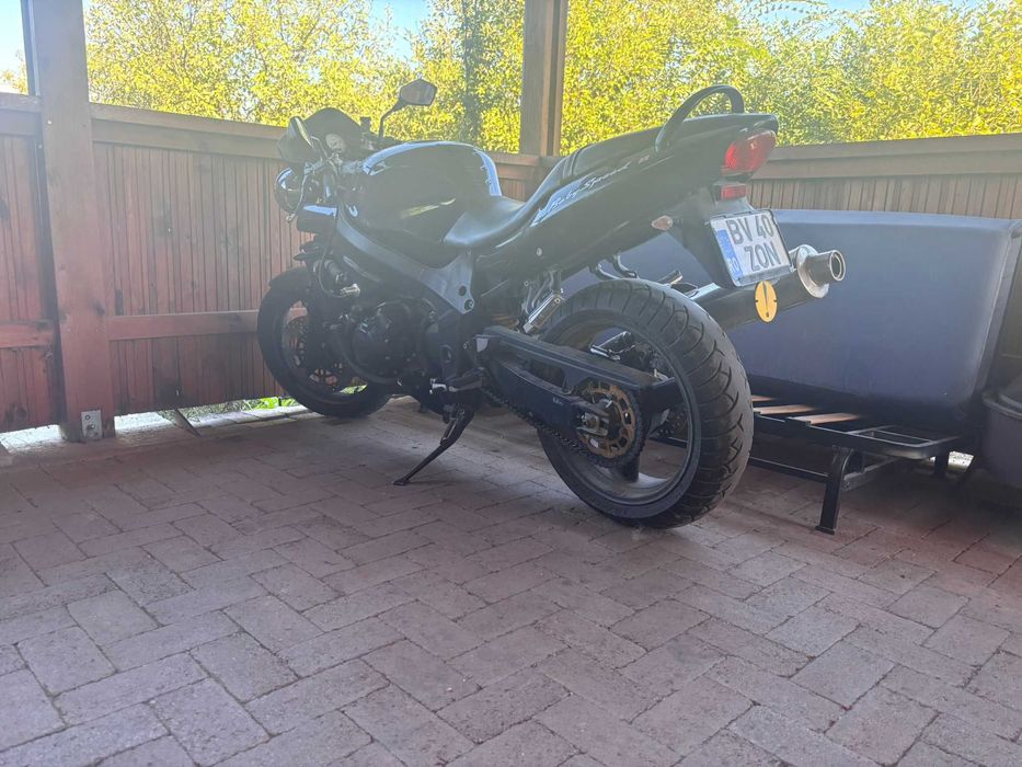 Triumph speedfour