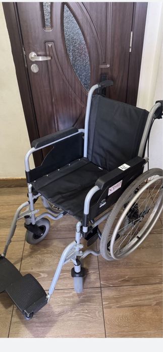 Scaun rulant ,batrani ,handicap !