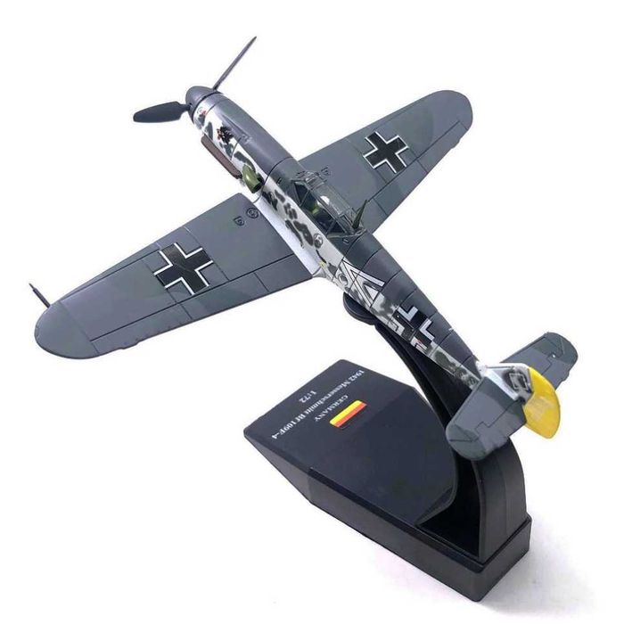 Macheta avion metalica Messerschmitt BF-109F-4 scara 1:72