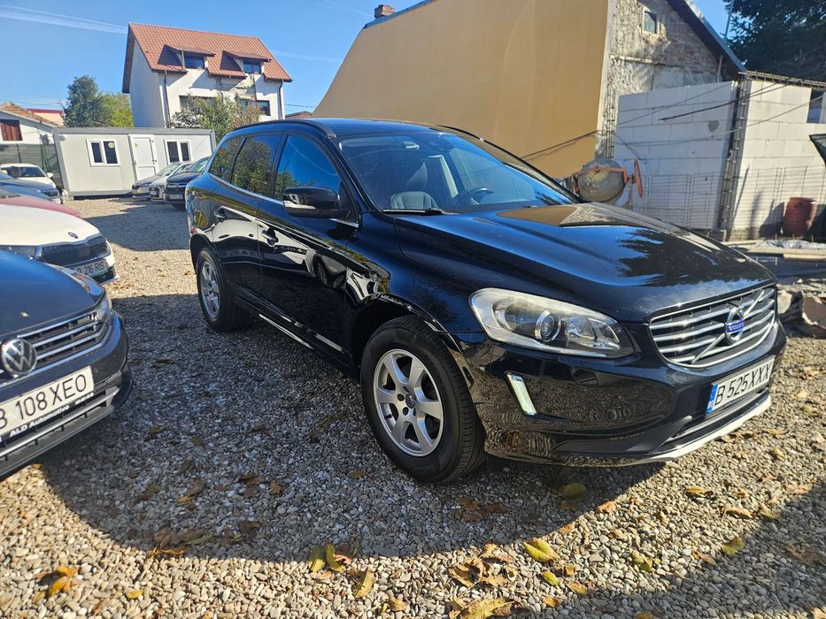 Volvo XC 60 Lichidate de stoc 2025 TVA deductibil!