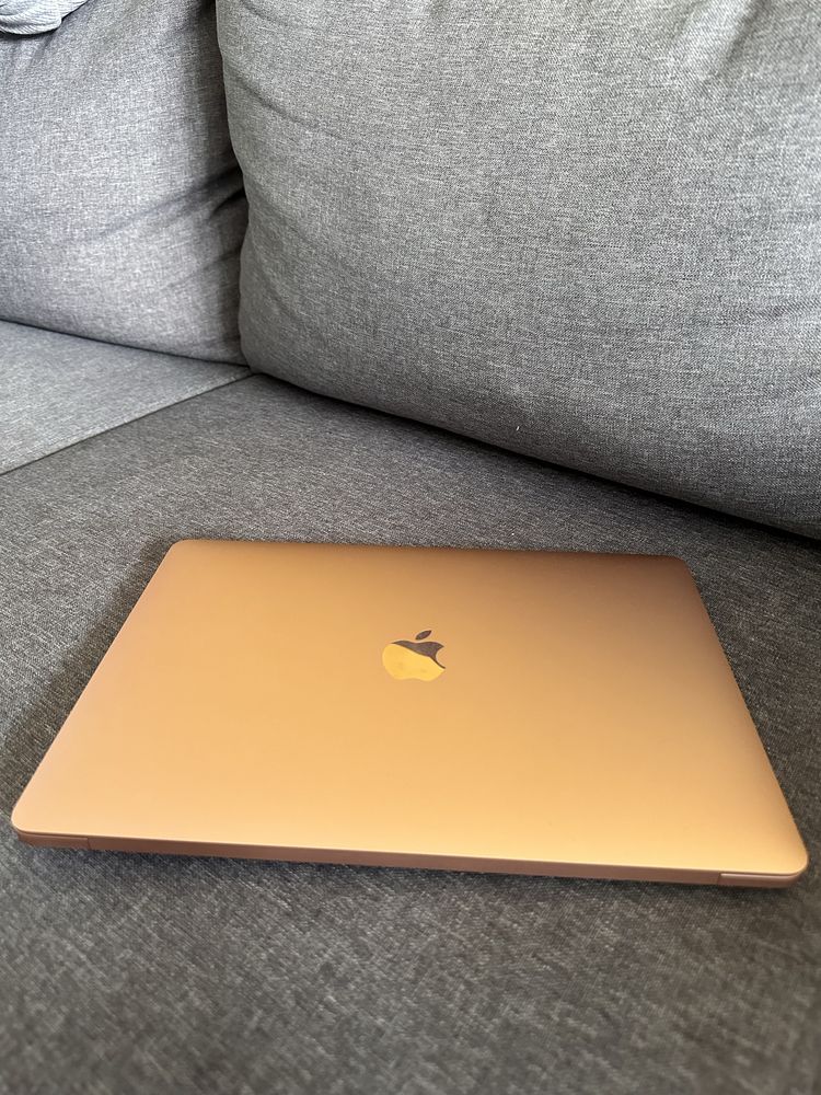 MacBook Air 13-inch