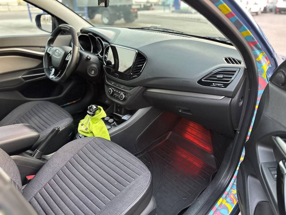 Лада Веста св кросс