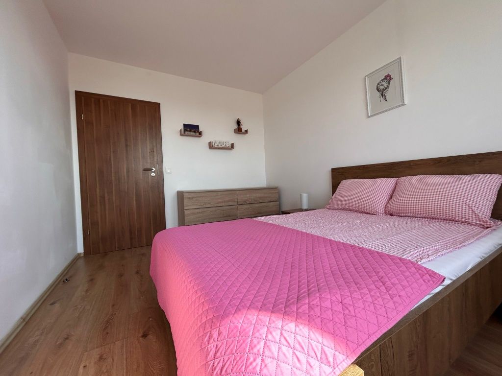 Vand apartament 3 camere,2 bai,loc de parcare cu CF separat in Tm