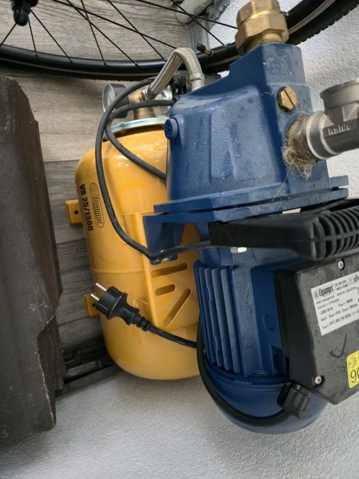Vând hidrofor Elpumps VB 25/1300