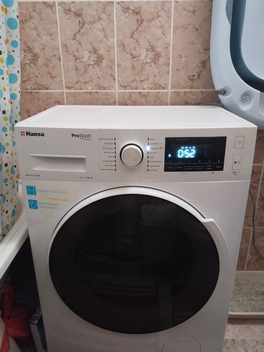 Стиральная машинка Hansa