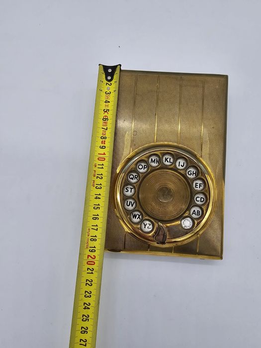 Agenda veche tip telefon