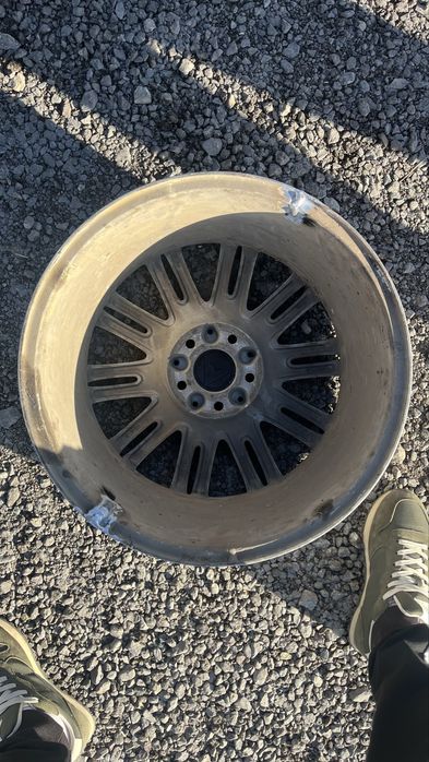 Обмен вот такие 18 3 диска целые один под замену задний разноширокие